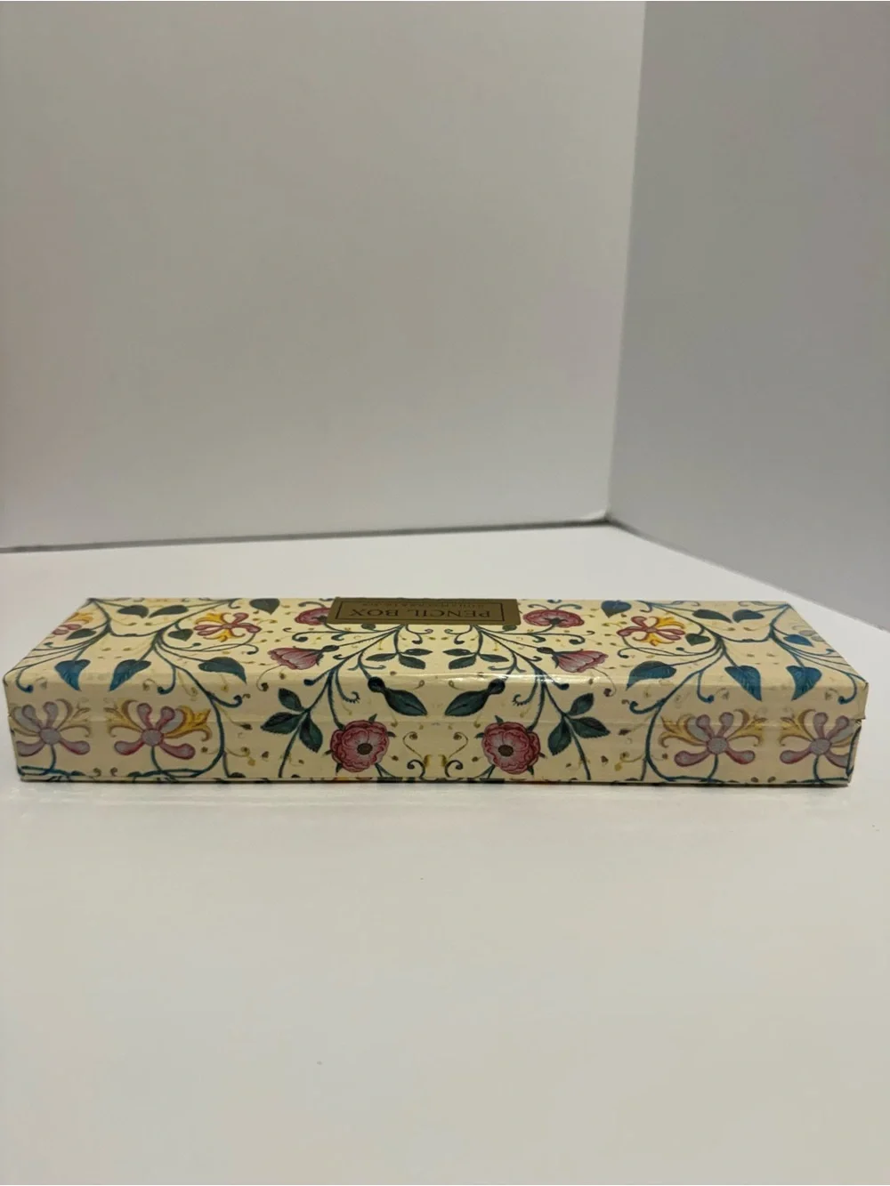 University of Oxford Museum Gallery Floral Pencil Set with eraser matching box